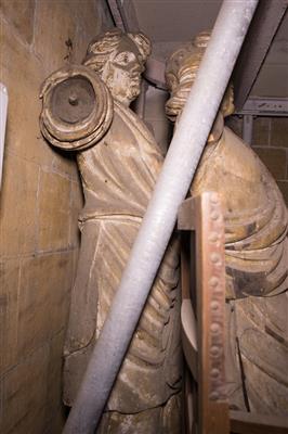 323a3c4f-8e0f-4a25-b3f6-662bd2a70bd8.jpg; 56; ;