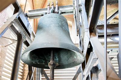 96b99b36-7e89-4b4d-8e98-7dbceb3ce068.jpg; 186; ;