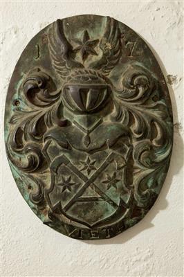 Inv-21-Wappenmedaillon-Familie-Vieth,20x30,webformat.jpg; 21; ;